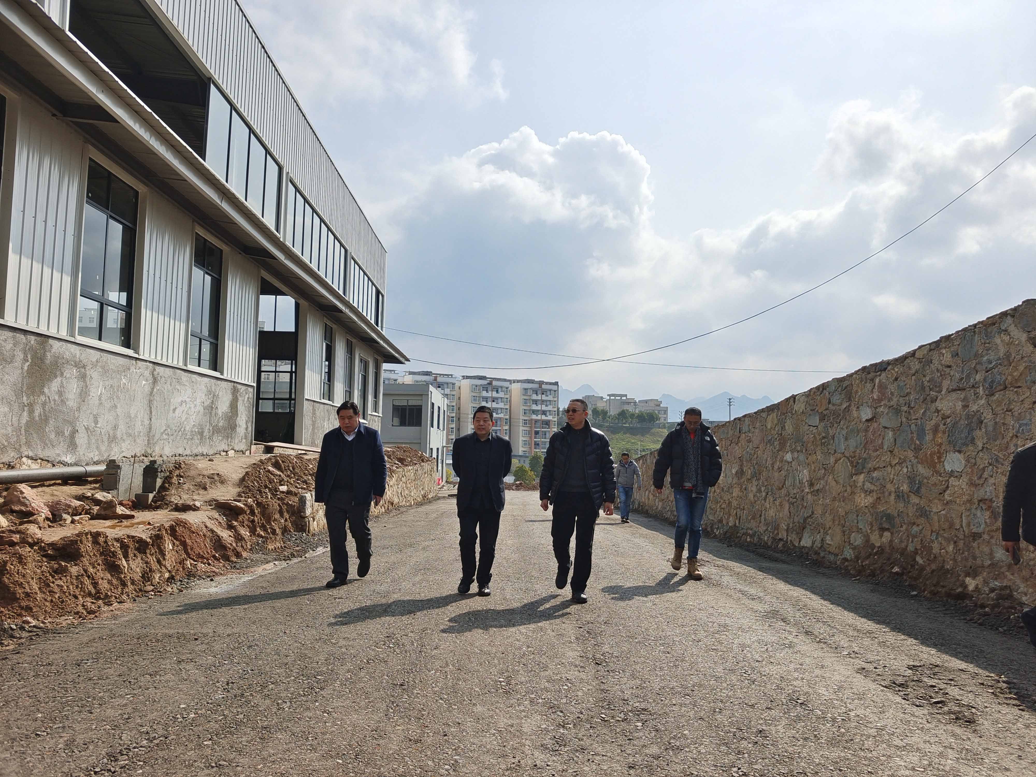 市發改委領導到69公司調研指導